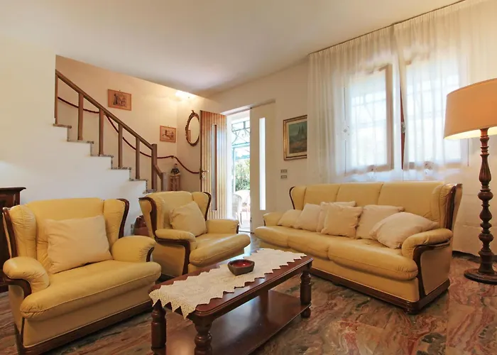 Lavinia By Interhome