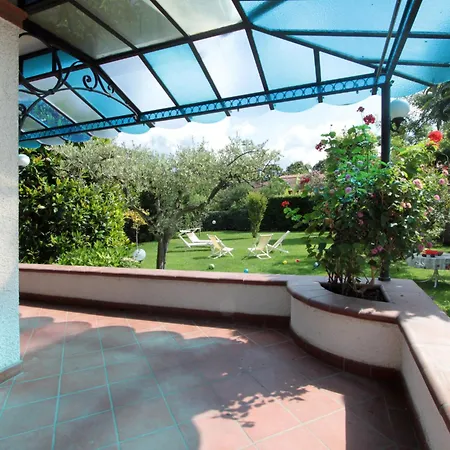Villa Lavinia By Interhome Forte dei Marmi