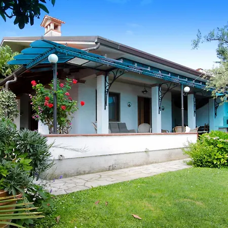 Lavinia By Interhome *