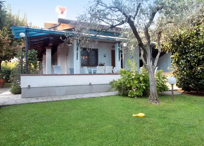 Lavinia By Interhome Villa Forte dei Marmi